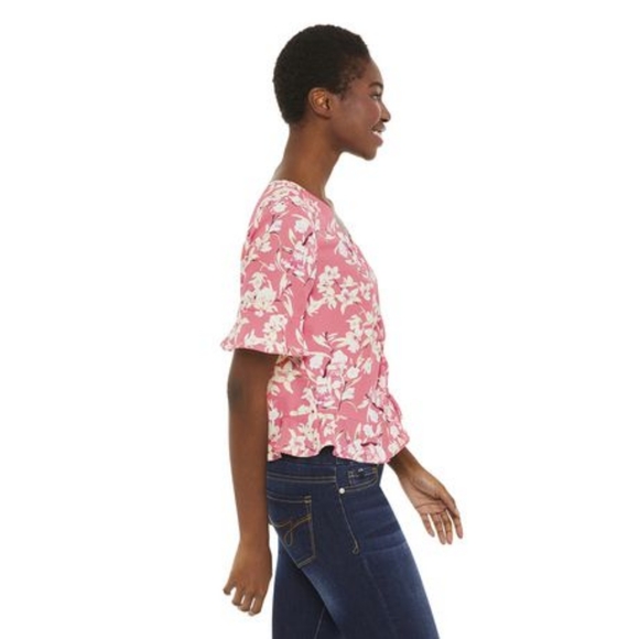 Nwot Cinched peplum Blouse - Picture 3 of 9